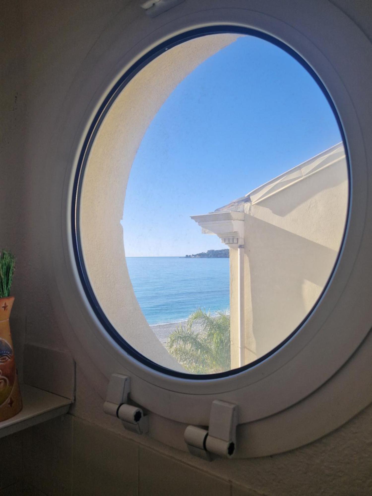 Villa Azzurra Menton Apt Luxe, Front Mer, 4Th Floor Of 5, Wifi, Tvsat, Climate Экстерьер фото